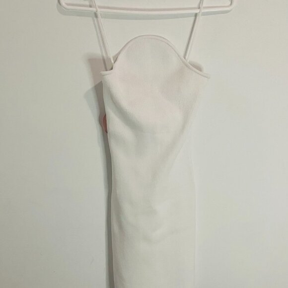 Alexis Giasa White Mini Dress - Strapless Neckline with Sculptural Curve Size S - Picture 5 of 14